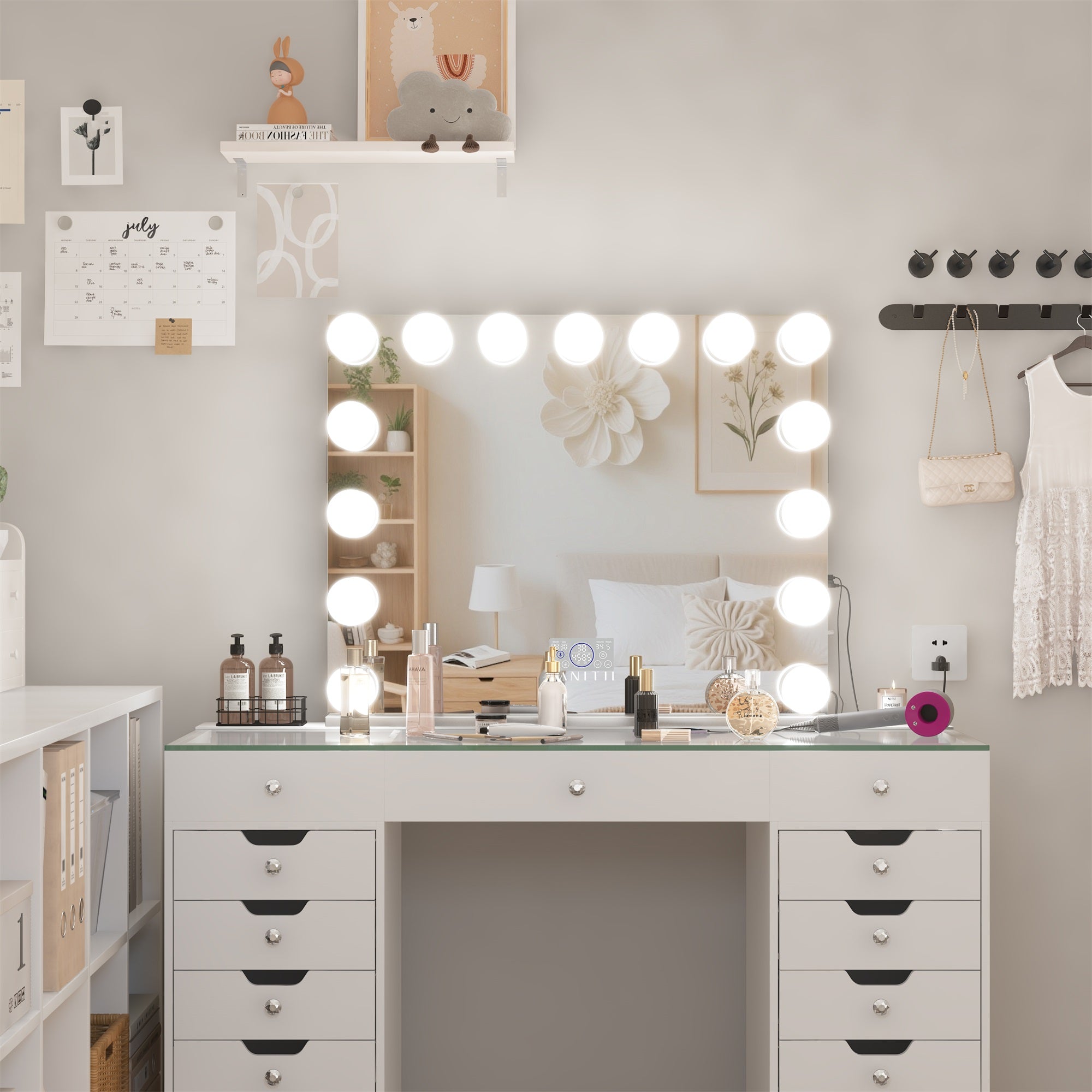 VANITII Marilyn Hollywood Vanity Mirror Pro Max with 15 Dimmable LED Bulbs