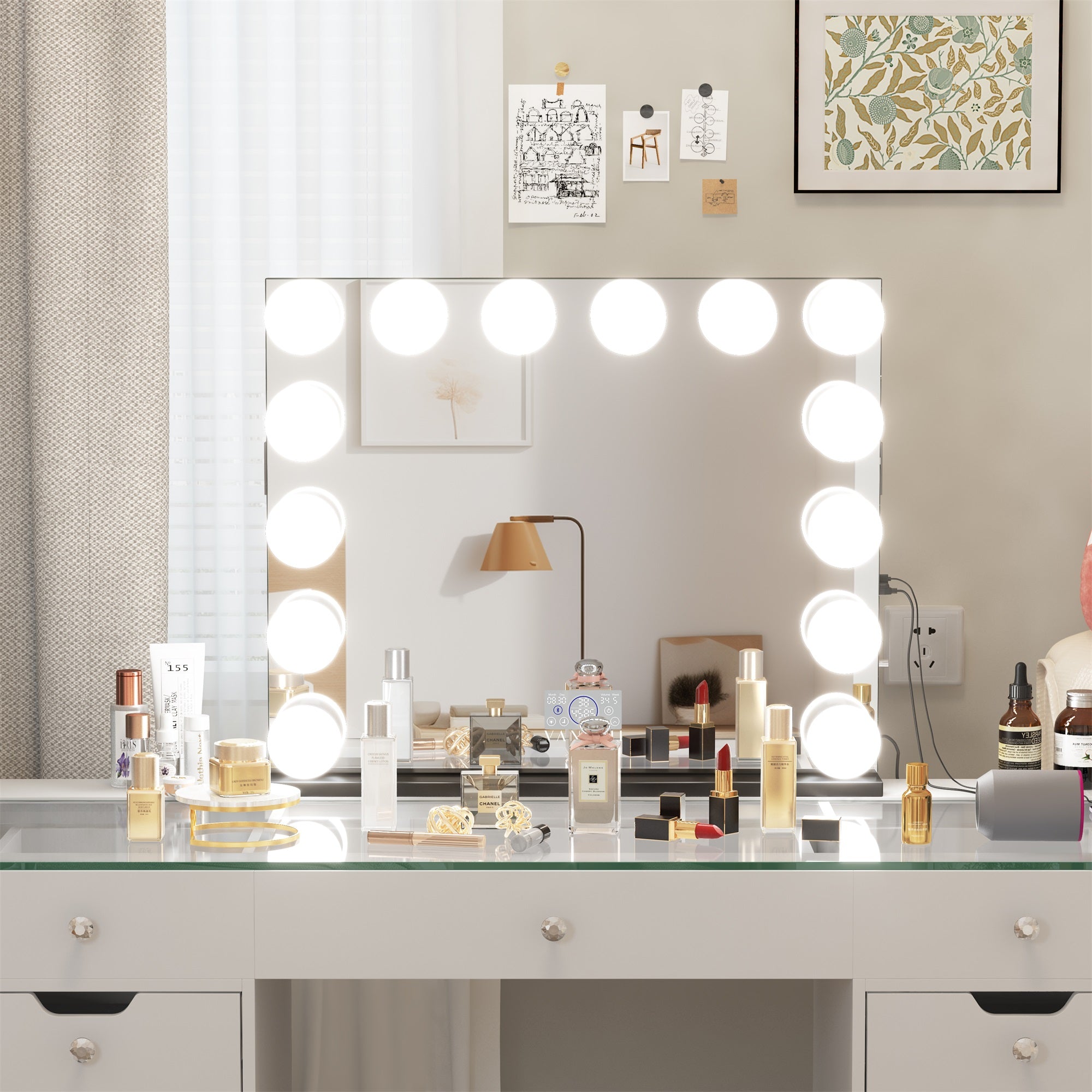 VANITII Marilyn Hollywood Vanity Mirror Pro with 14 Dimmable LED Bulbs