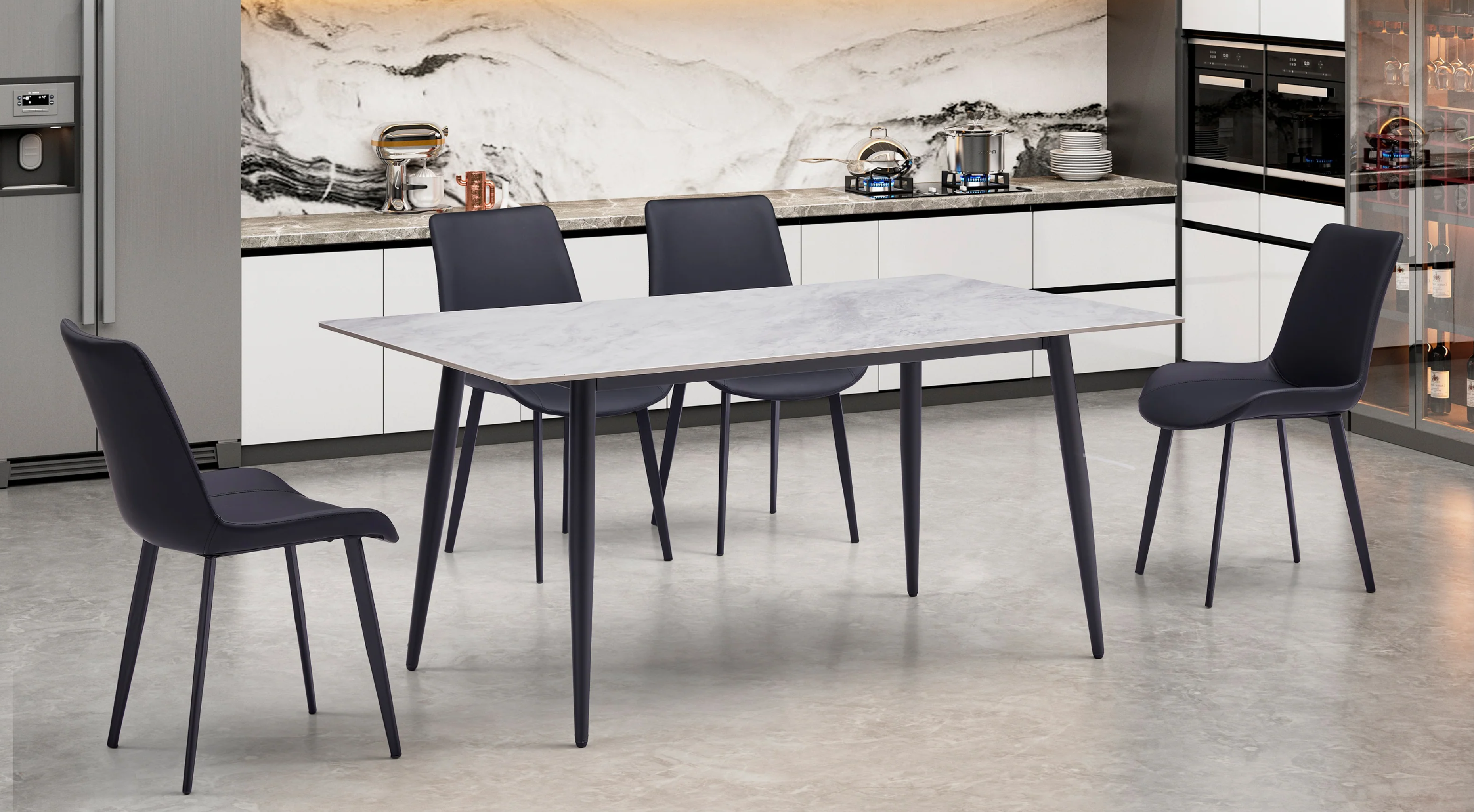 PU Material Black Powder Coated Legs Dining Chair