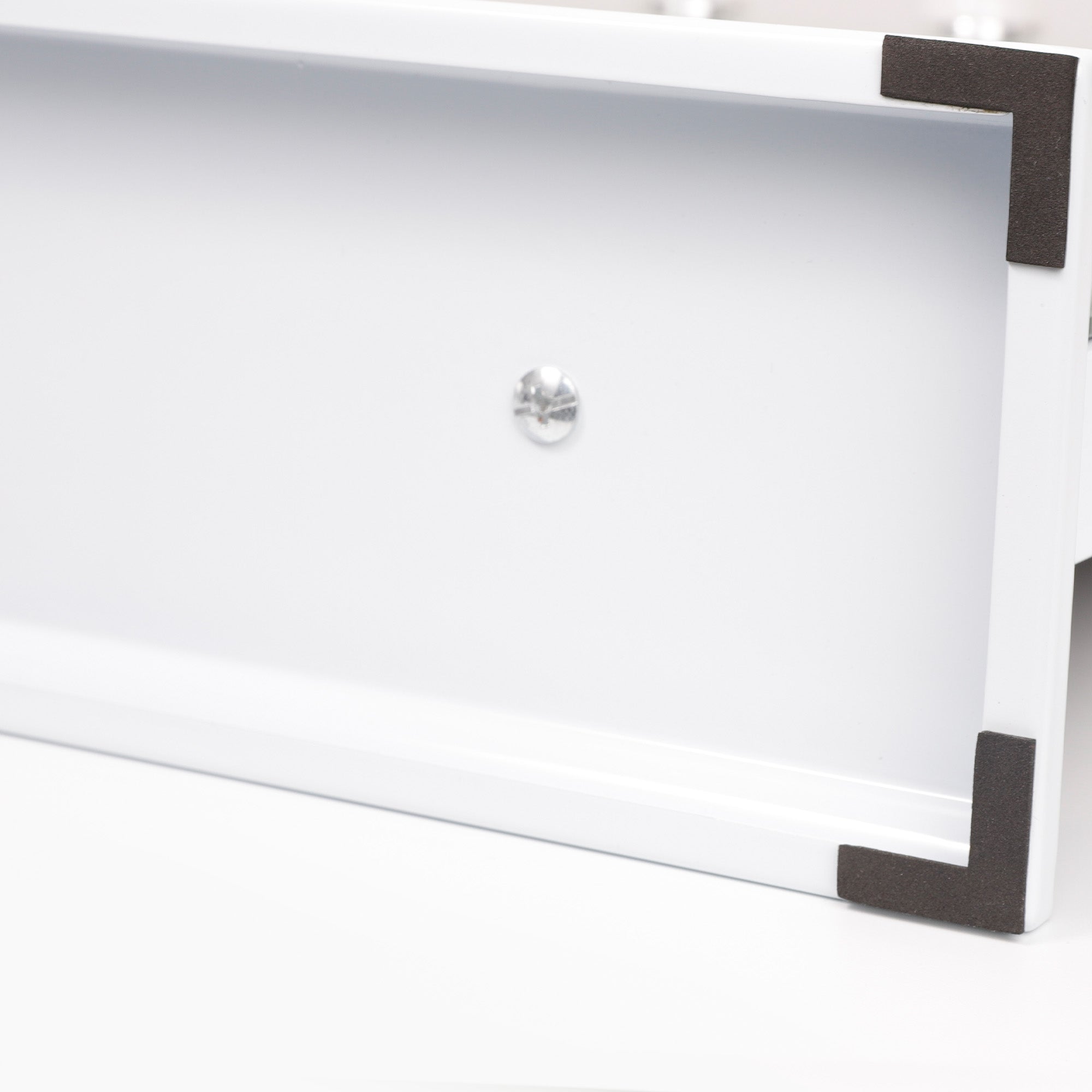 Detachable mirror base