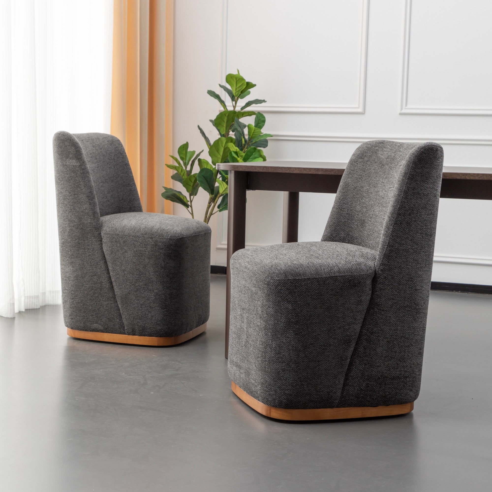 Rolling Dining Chair