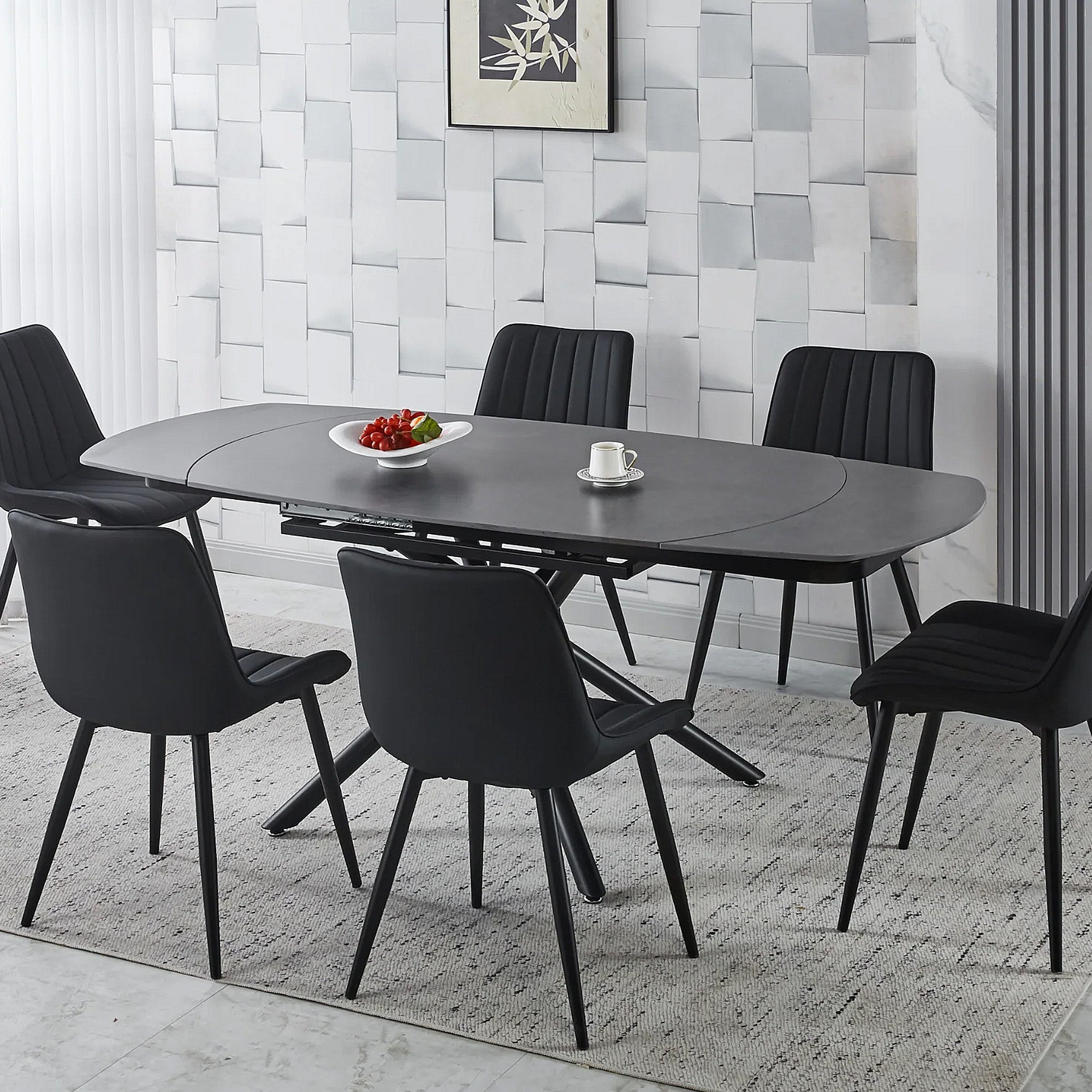 Flexible and Extendable Dining Table