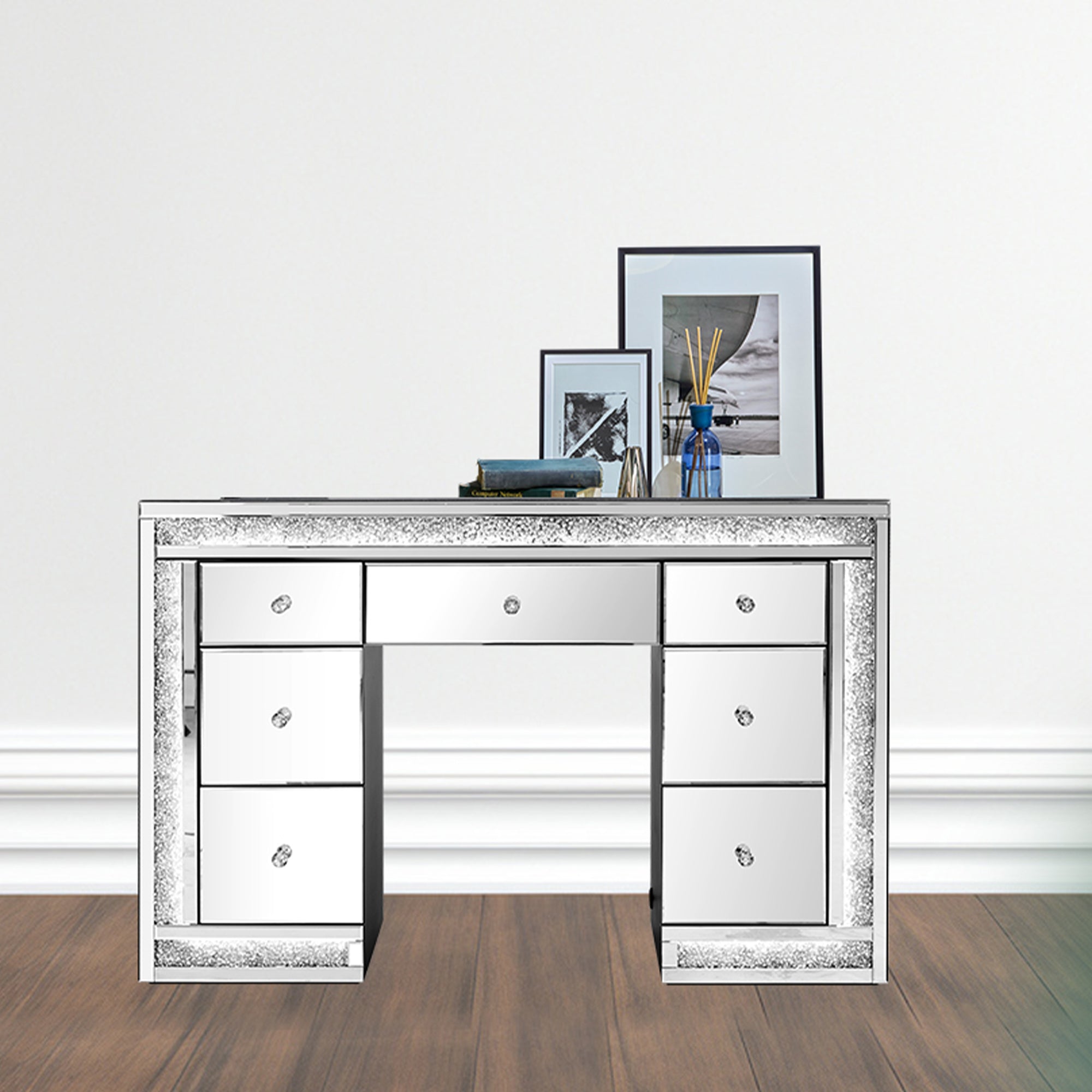 VANITII Crushed Diamonds LED Dressing Table