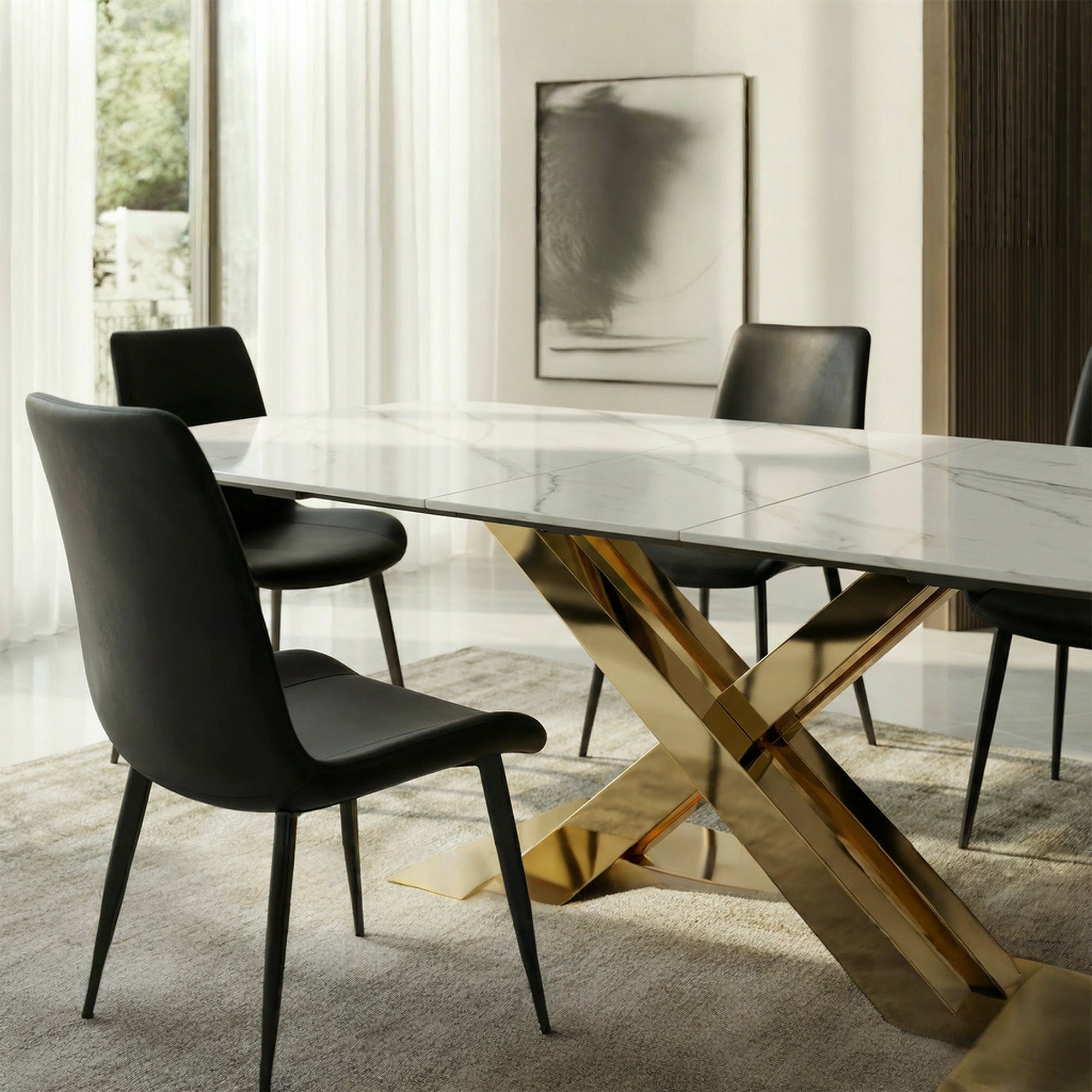 Extendable table with sintered stone top