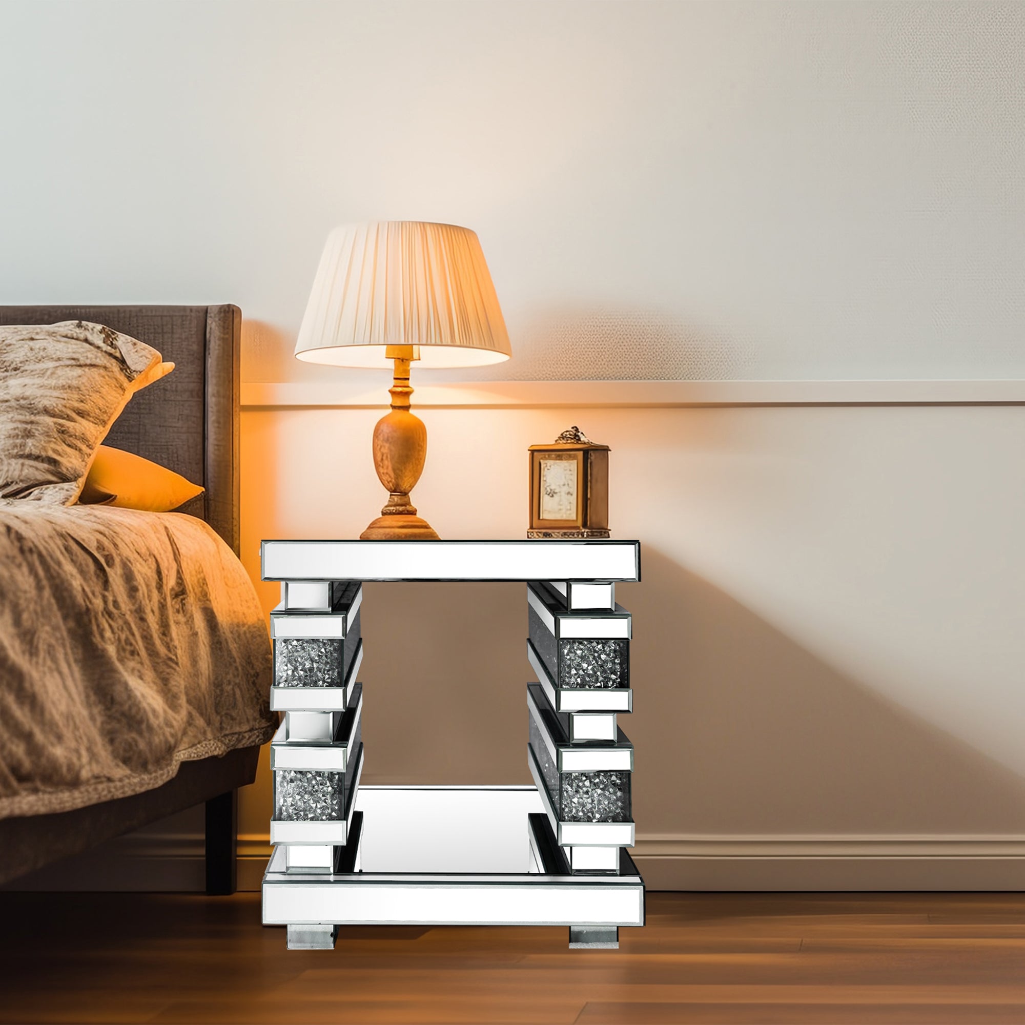 VANITII Mirrored Side Table