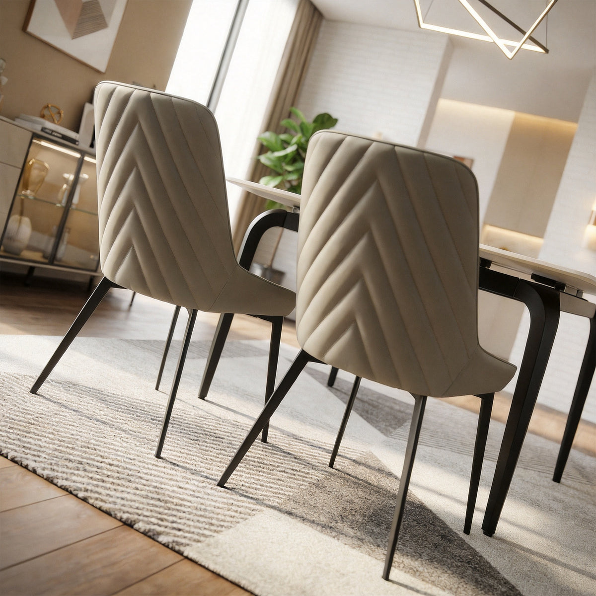 PU Upholstered Dining Room Chair with Sturdy Black Metal Legs，2PCS/CTN