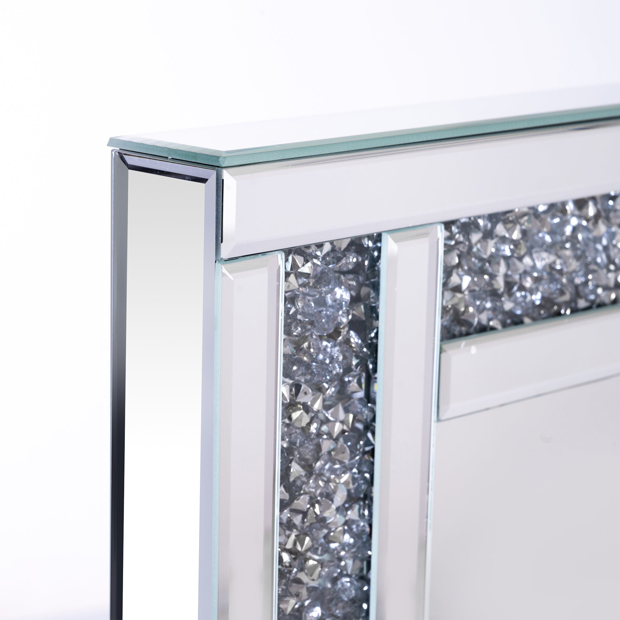 VANITII Crushed Diamonds LED Dressing Table