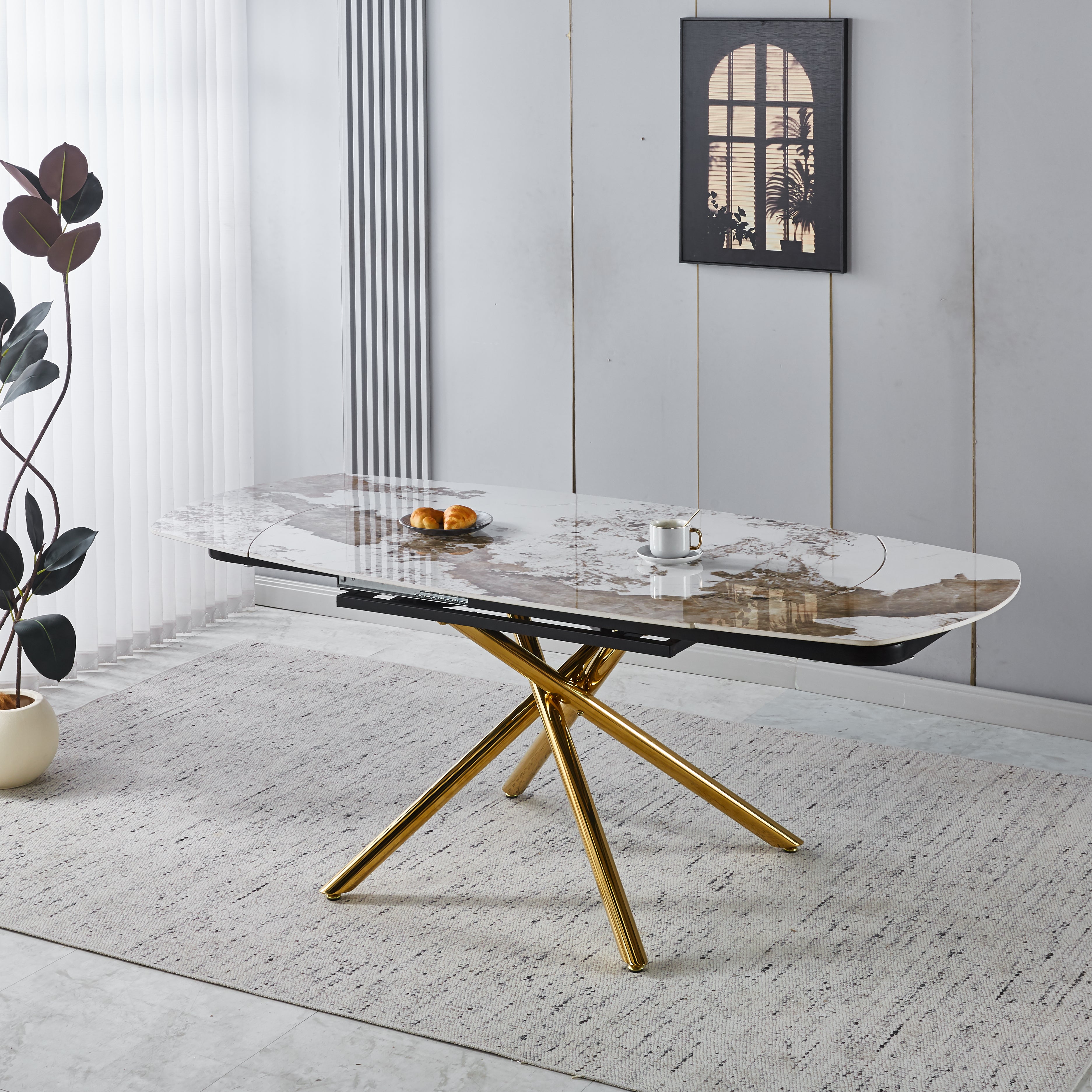 Flexible and Extendable Dining Table