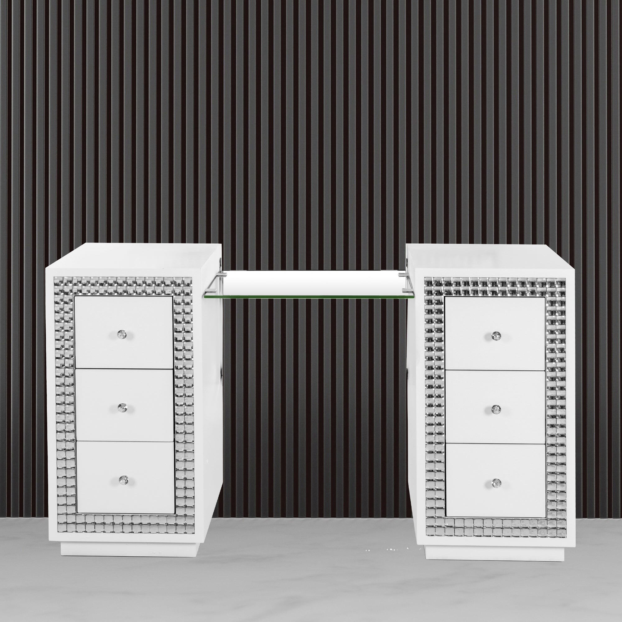 VANITII Rectangular Mirrored Dresser