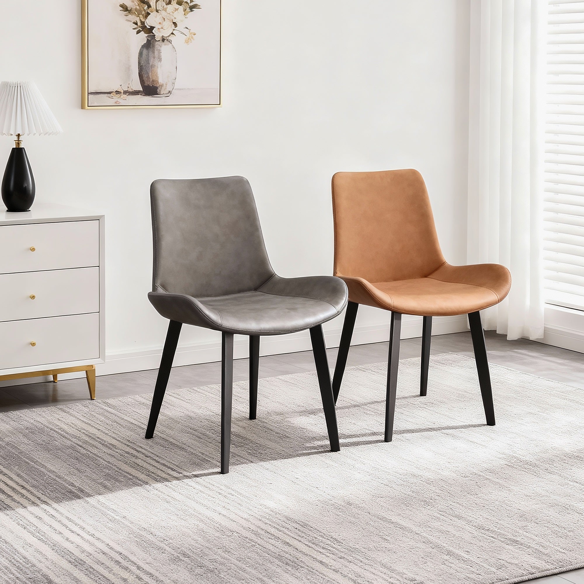 PU Material Black Powder Coated Legs Dining Chair